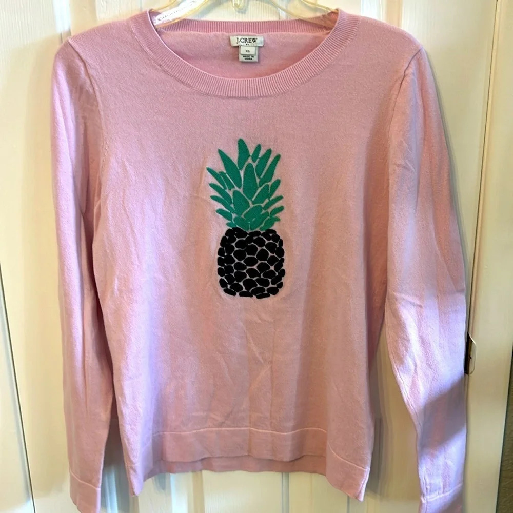 J Crew Women’s XS Pink Cotton Embroidered Pineapple Pullover Sweater, Cotton